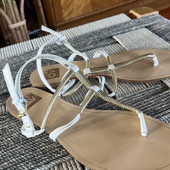 Dolce vita | white and gold thong sandals size 8.5 - Picture 5 of 5